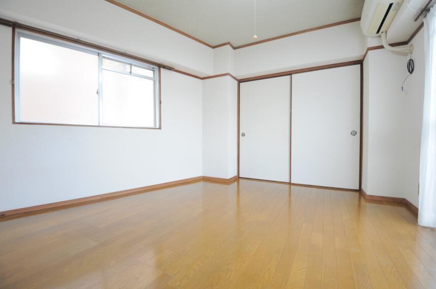 物件内観写真16　(洋室7帖)