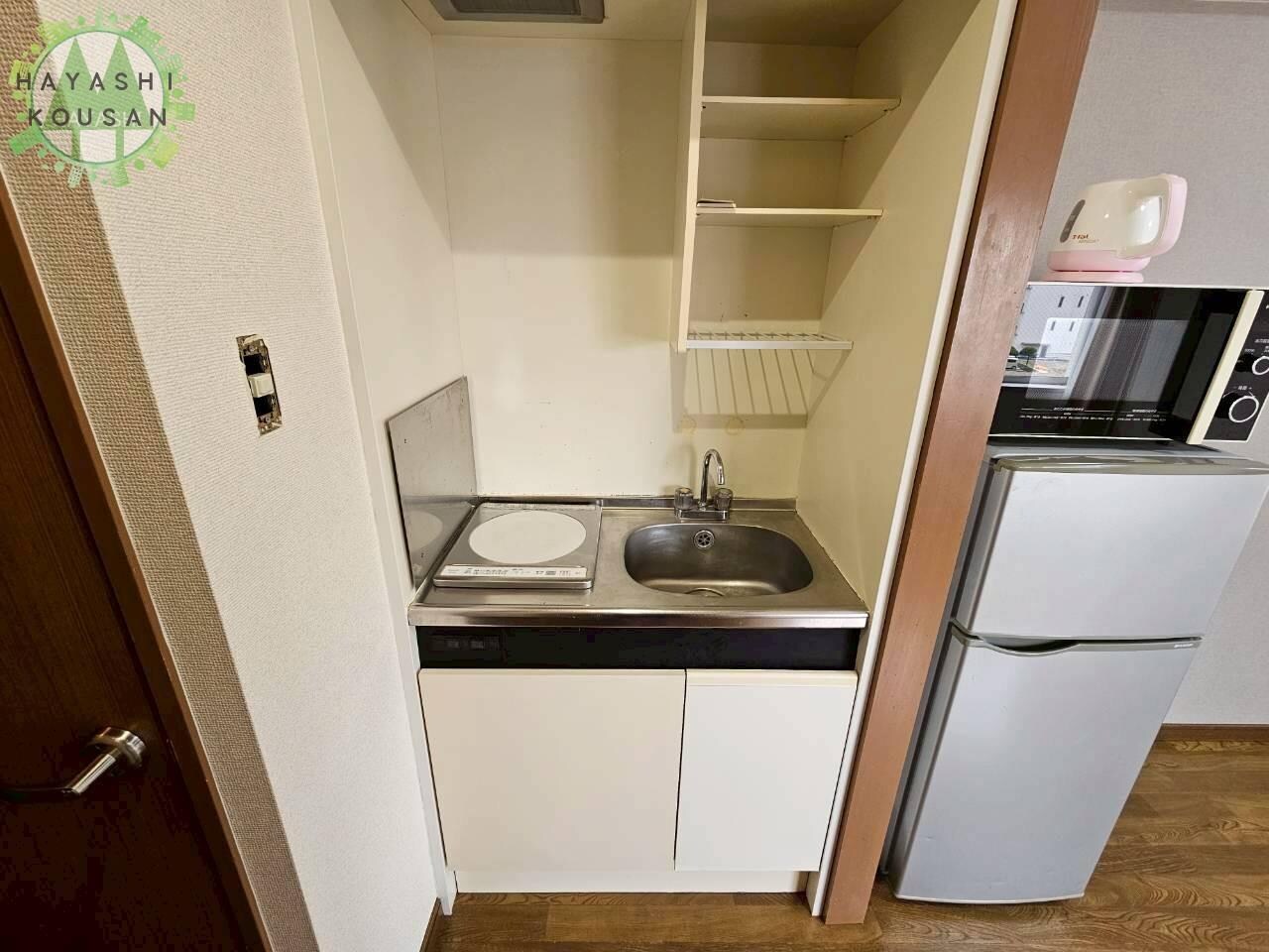 物件内観写真23　(カーテン付き)