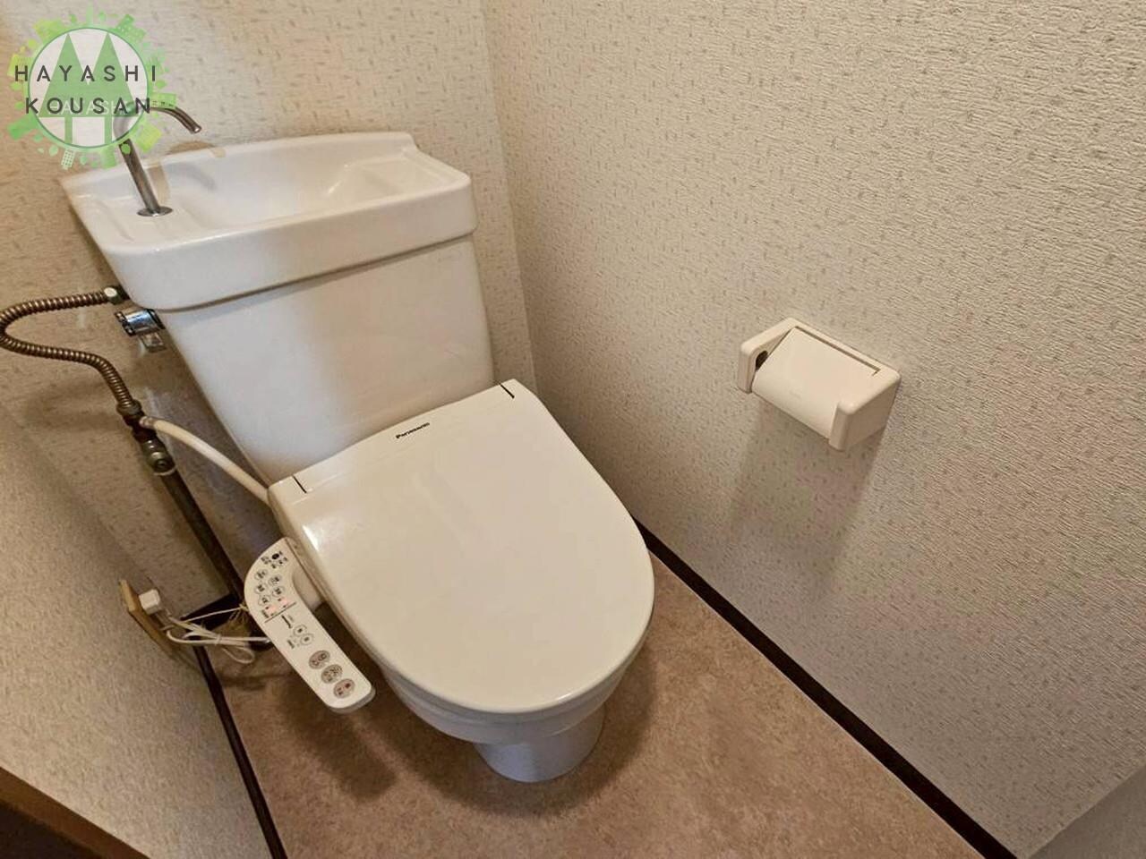 物件内観写真24　(温水洗浄便座)