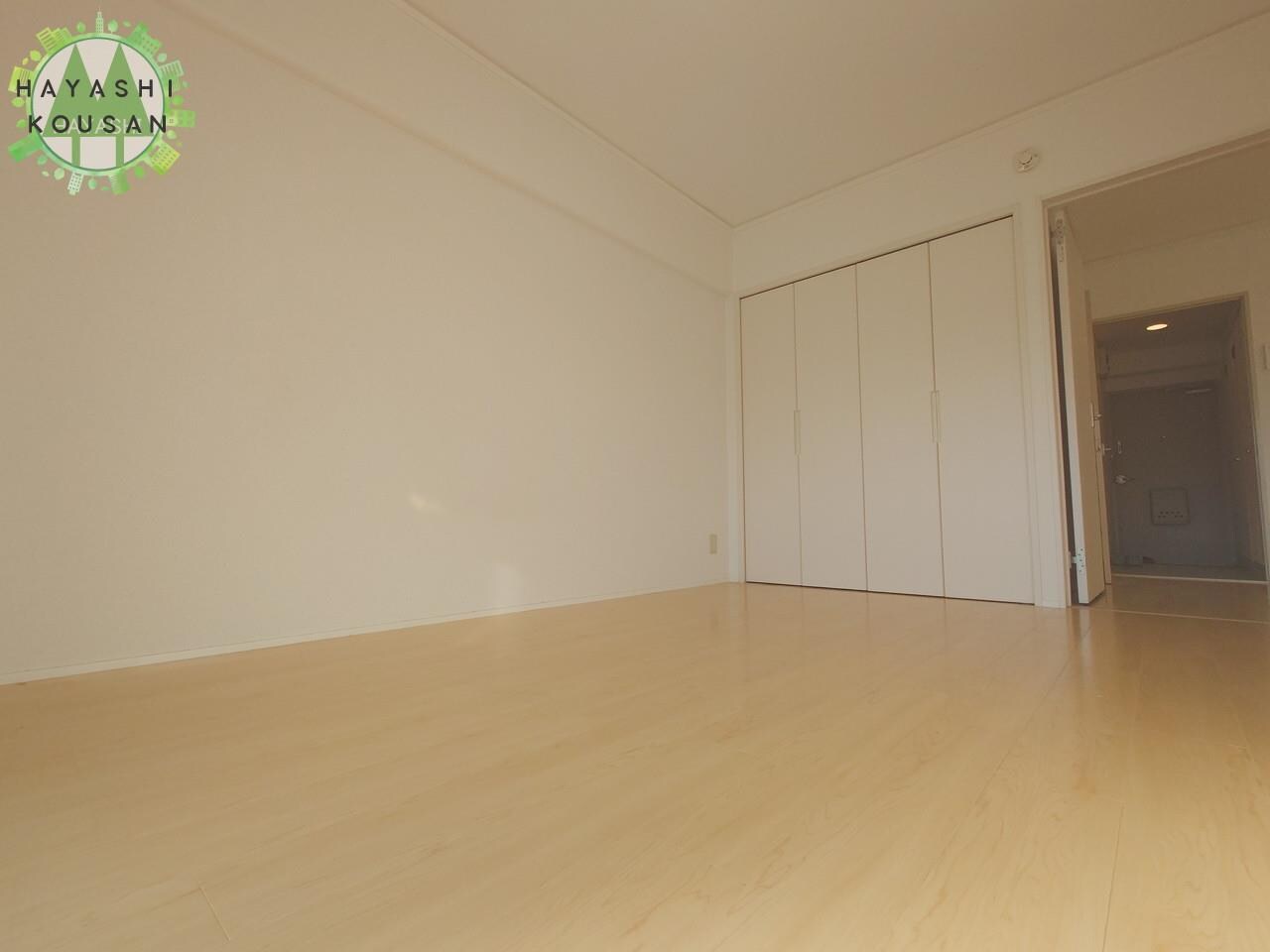 物件内観写真12　(洋室)