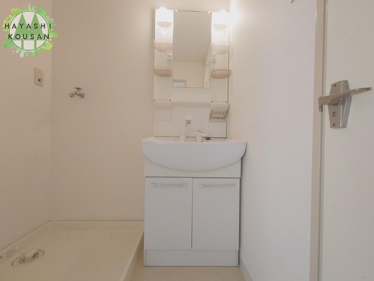 物件内観写真24　(洗面台)