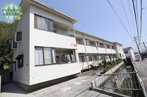 サングレイスえのくまA棟外観写真