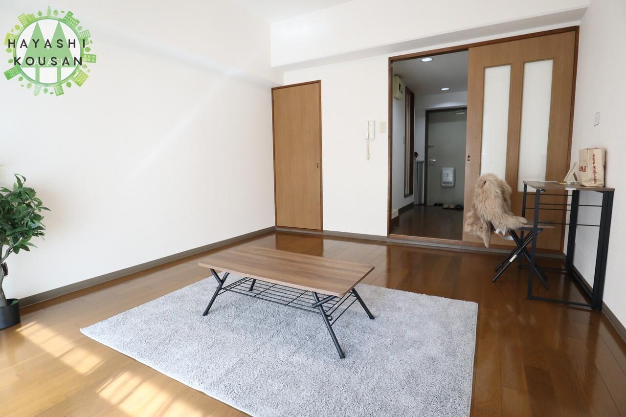 物件内観写真8　(モデルルームしています)