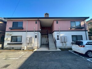 クレール新春日C棟外観写真