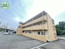 ユーミーマンションバウムI号館の外観写真