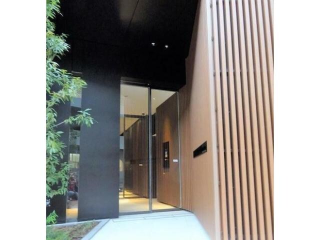 物件外観写真2　(エントランス)