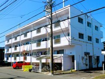 東海道本線 静岡駅 3階建 築40年の外観写真