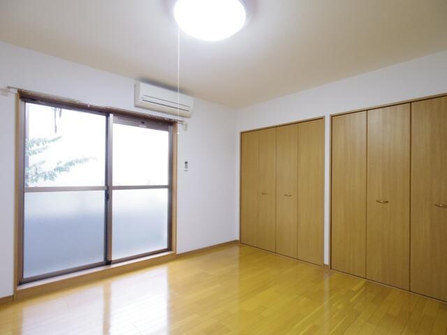 物件内観写真4　(同イメージ反転)