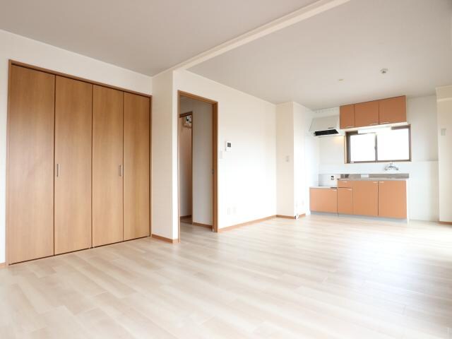 静岡駅 バス23分　宮竹一丁目下車：停歩2分 3階の居室