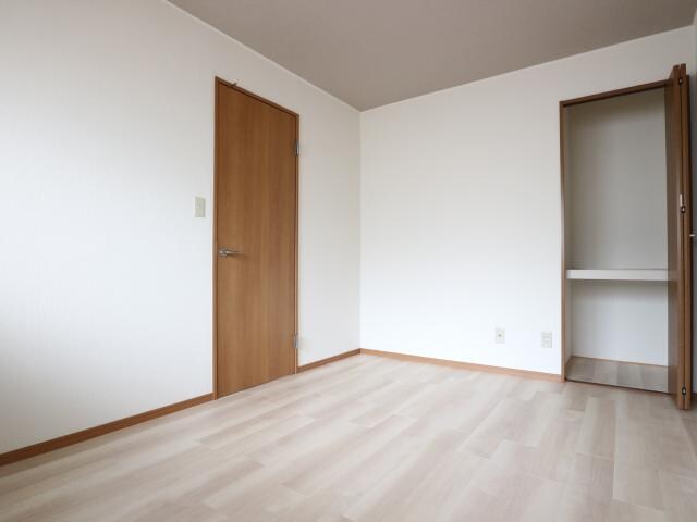 静岡駅 バス23分　宮竹一丁目下車：停歩2分 3階の居室