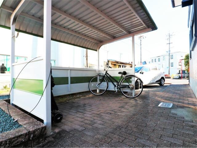 静岡駅 バス12分　見瀬Ｄａｉｉｃｈｉ－ＴＶ入口下車：停歩3分 2階の駐輪場