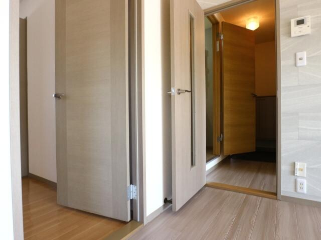 静岡駅 バス12分　見瀬Ｄａｉｉｃｈｉ－ＴＶ入口下車：停歩3分 2階の居室