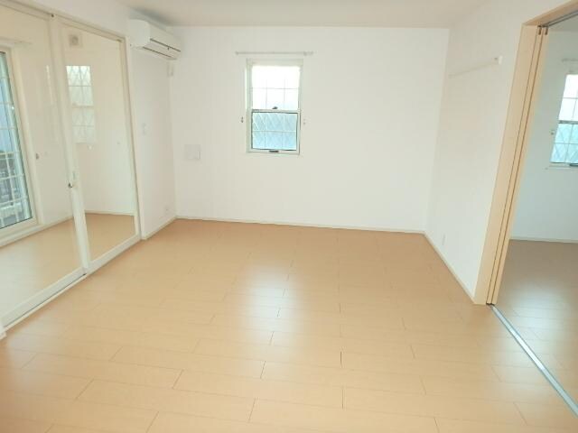 物件内観写真4　(イメージ)