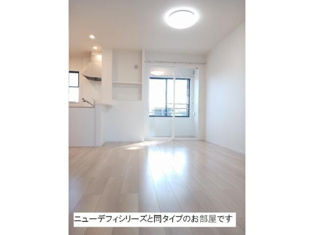 物件内観写真2　(イメージ)