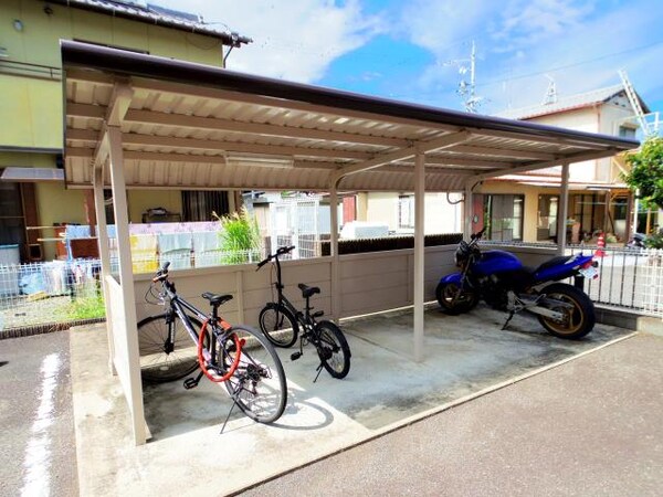 駐輪場