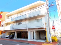 静岡鉄道静岡清水線 新静岡駅 3階建 築20年の外観写真