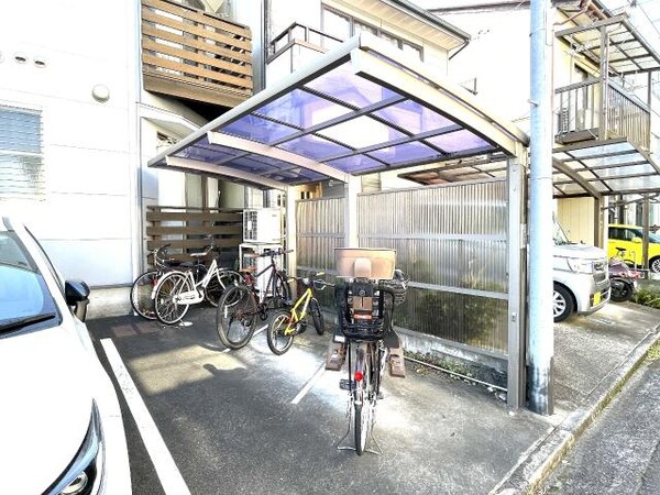 駐輪場