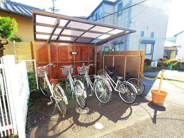 駐輪場