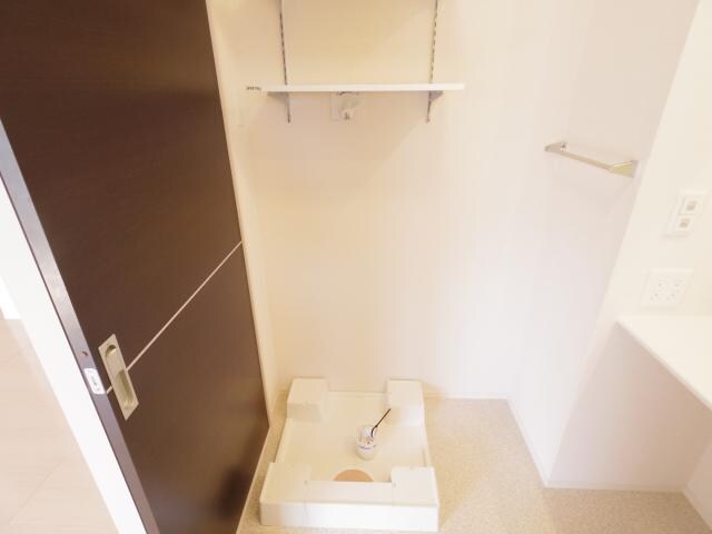 物件内観写真23　(室内洗濯機置き場)
