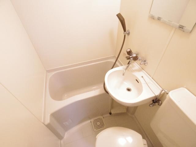 新静岡駅 徒歩3分 2階のバス