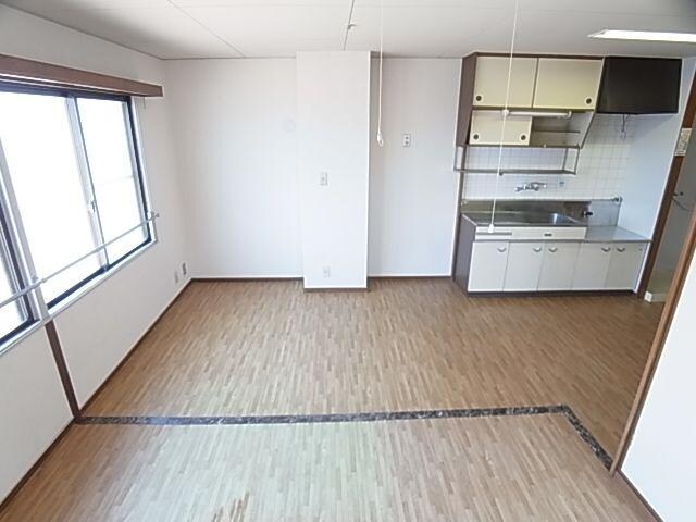 静岡駅 徒歩27分 3階の居室