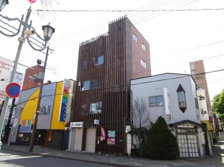 栄町ベイサイドビル外観写真