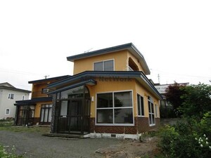 緑ヶ岡1-10-9貸家外観写真