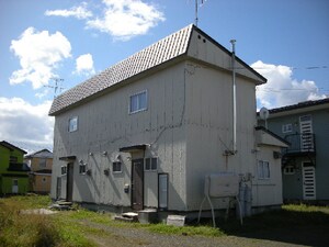 鶴野東１－１４－１８テラスハウス外観写真