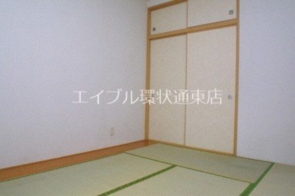 ベッドルーム