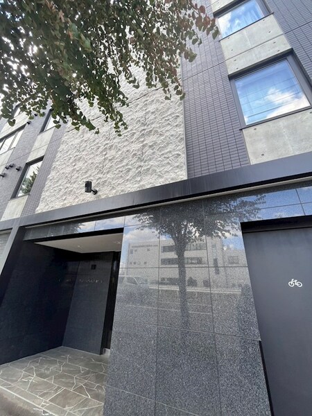 URBAN　FLATS　北24条外観写真