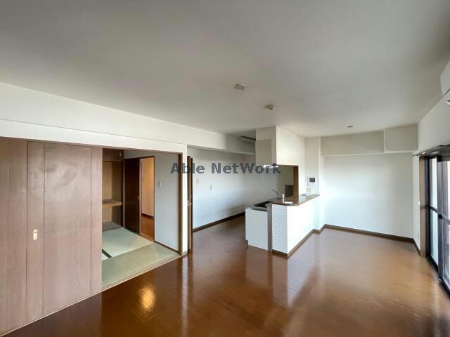 物件内観写真6　(同型　現況優先)