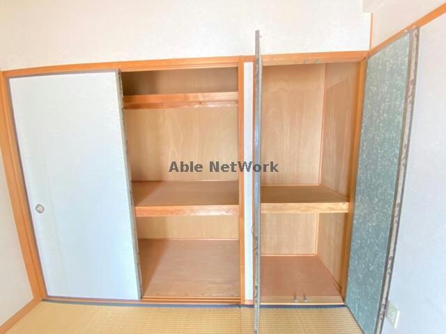 物件内観写真8　(同型反転　現況優先)