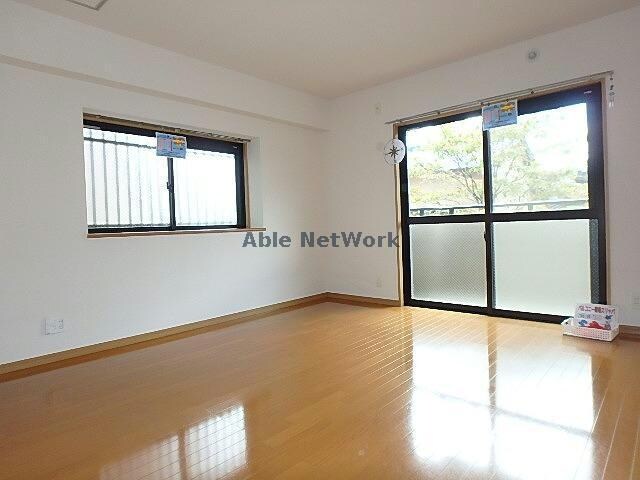 物件内観写真7　(同型　現況優先)