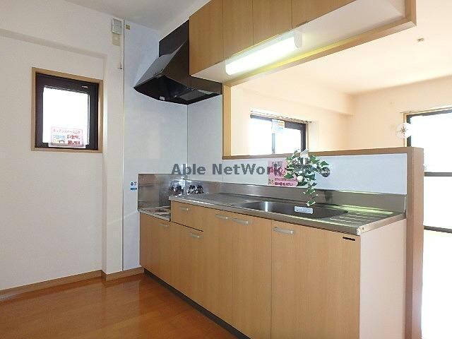 物件内観写真12　(同型　現況優先)