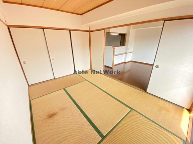 物件内観写真6　(同型　現況優先)