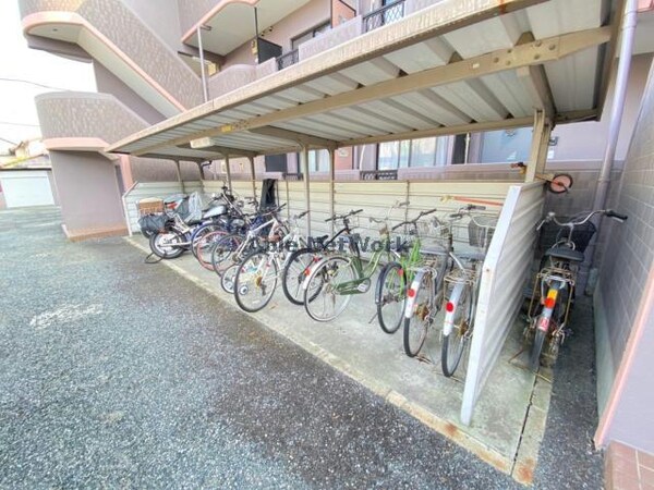 駐輪場