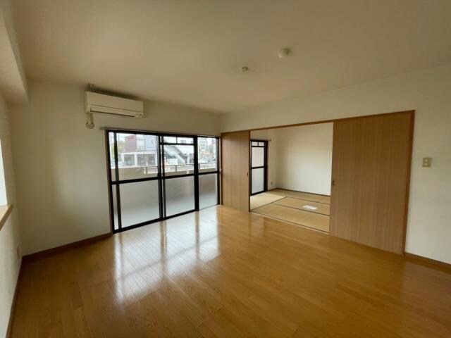 物件内観写真5　(同型　現況優先)