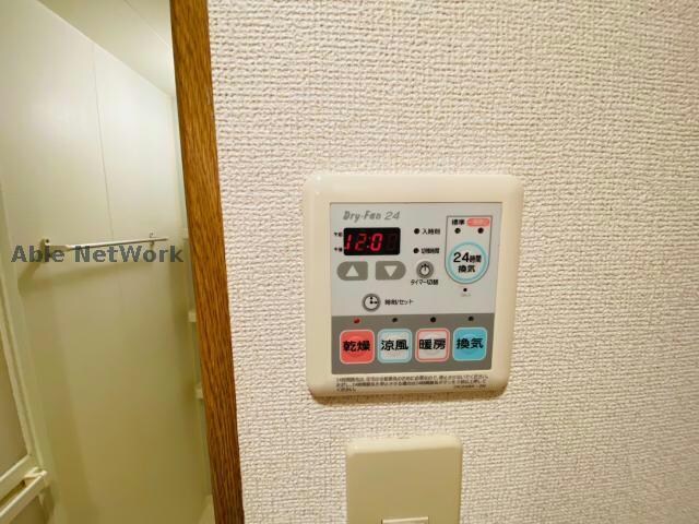 物件内観写真12　(同型　現況優先)