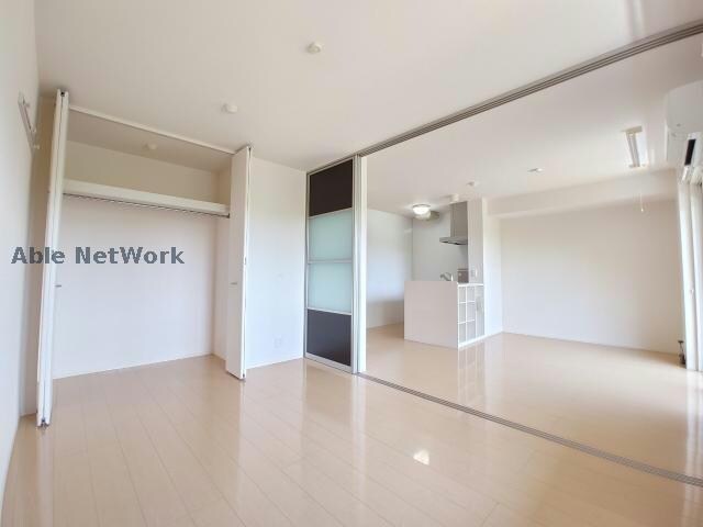 物件内観写真6　(同型反転タイプ)