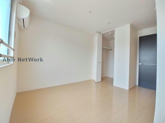 物件内観写真13　(同型反転タイプ)