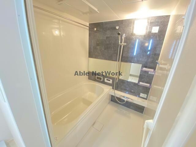 物件内観写真10　(同型反転タイプ)