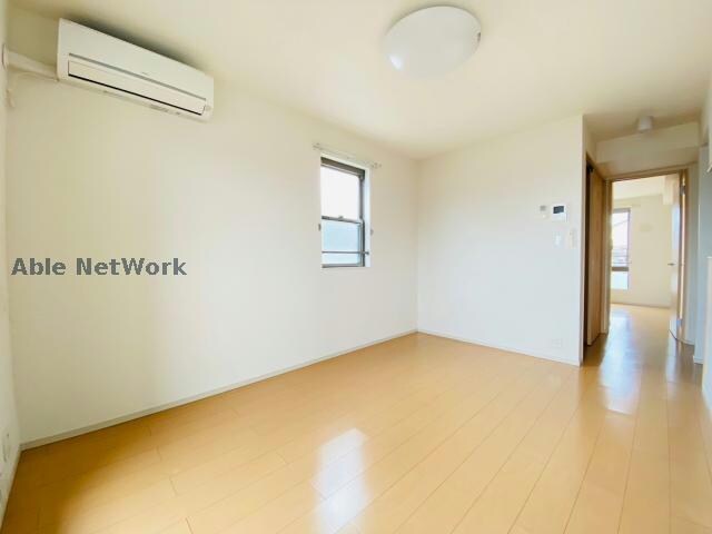 物件内観写真5　(同型タイプ　現況優先)