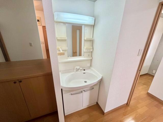 物件内観写真10　(同型　現状優先)