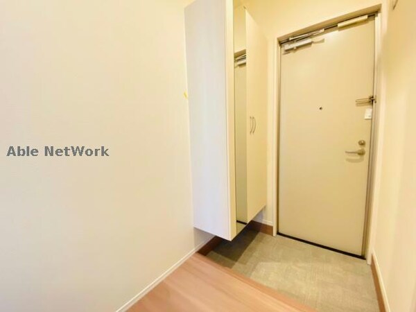 玄関回り(※同型タイプ)