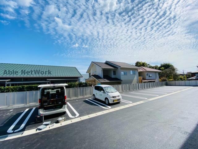 物件内観写真16　(※同型タイプ)