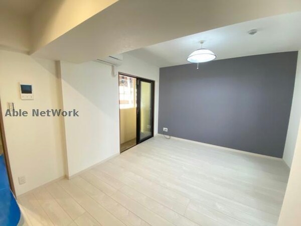 リビングダイニング