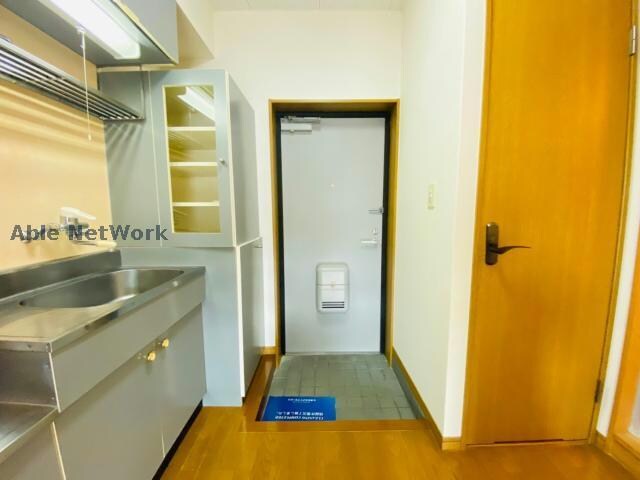 物件内観写真9　(同型反転　現況優先)