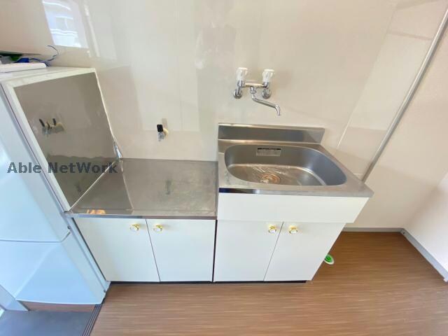 物件内観写真5　(同型タイプ　現況優先)