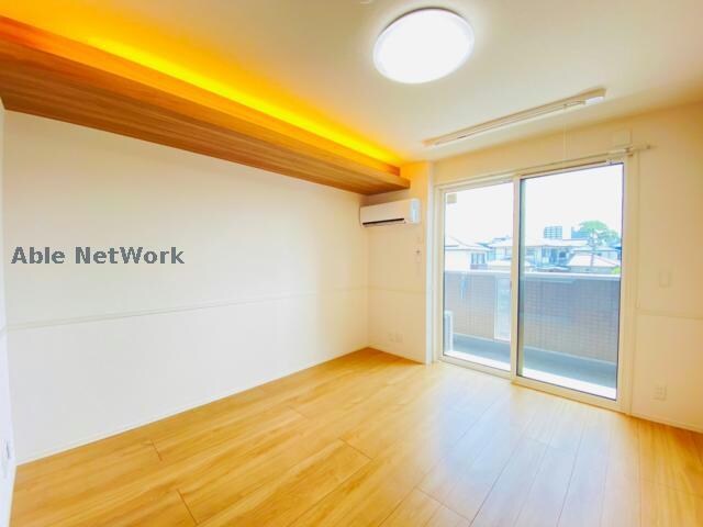 物件内観写真13　(※同型　現況優先)