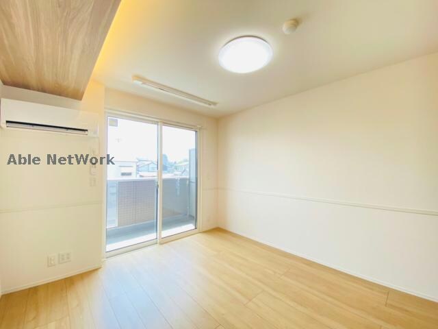 物件内観写真16　(※同型　現況優先)